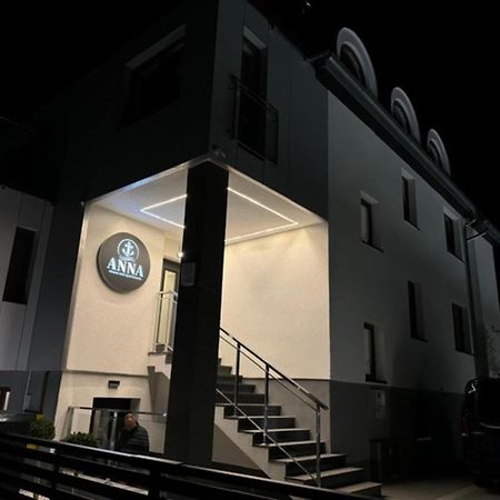 Hotel Anna Mielno Мельно Экстерьер фото