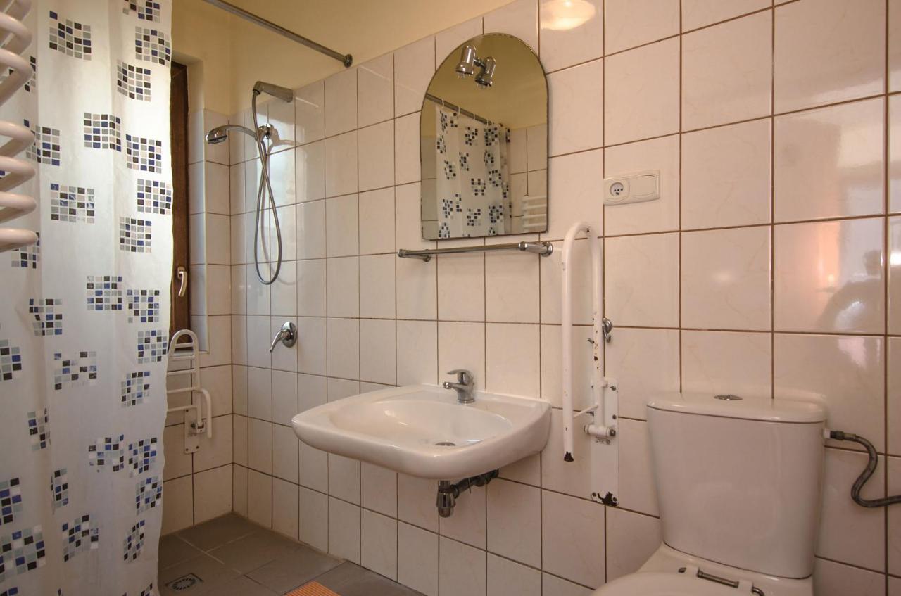 Hotel Anna Mielno Мельно Экстерьер фото