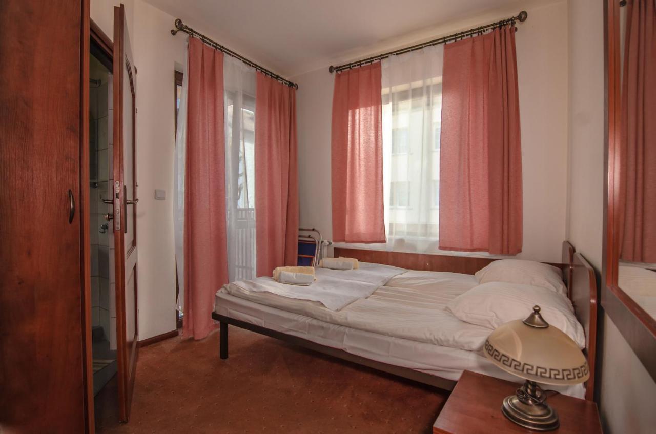 Hotel Anna Mielno Мельно Экстерьер фото