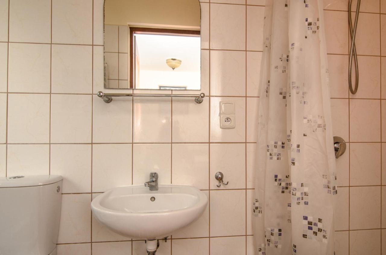Hotel Anna Mielno Мельно Экстерьер фото