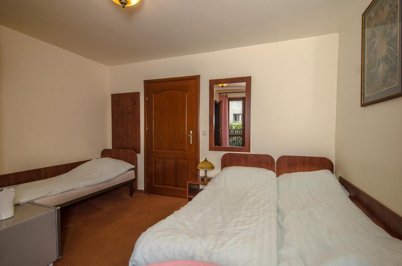 Hotel Anna Mielno Мельно Экстерьер фото