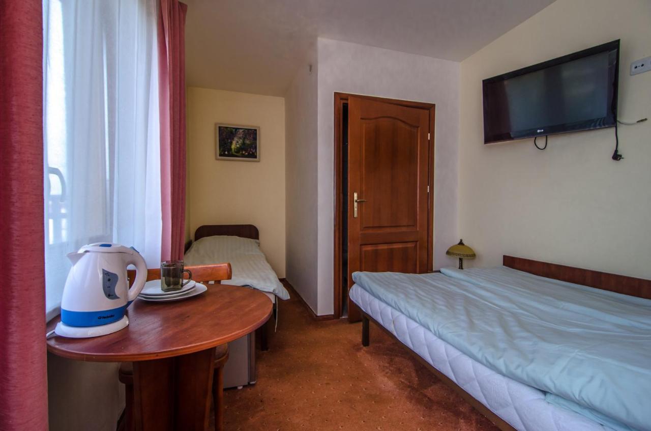 Hotel Anna Mielno Мельно Экстерьер фото