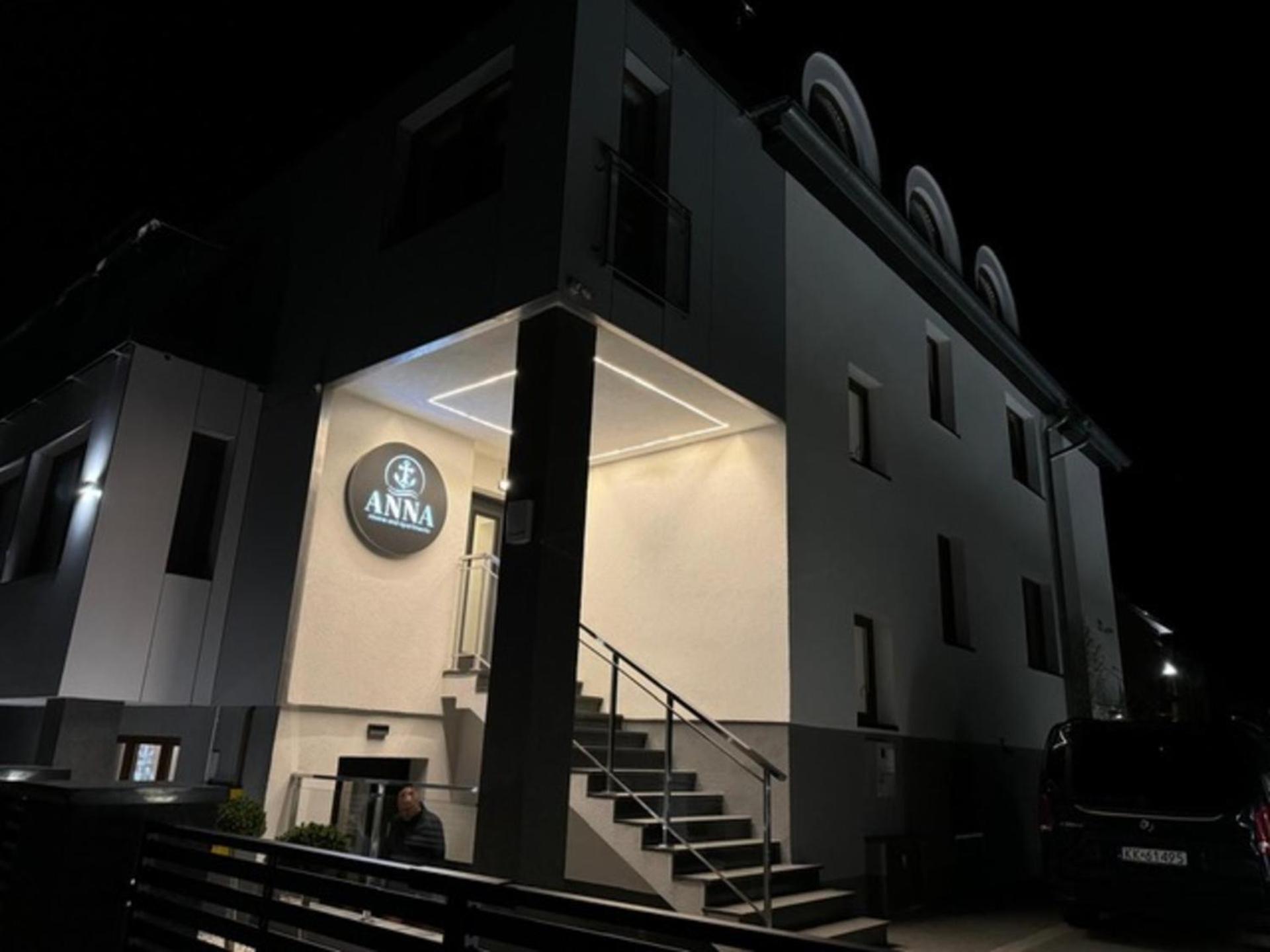 Hotel Anna Mielno Мельно Экстерьер фото